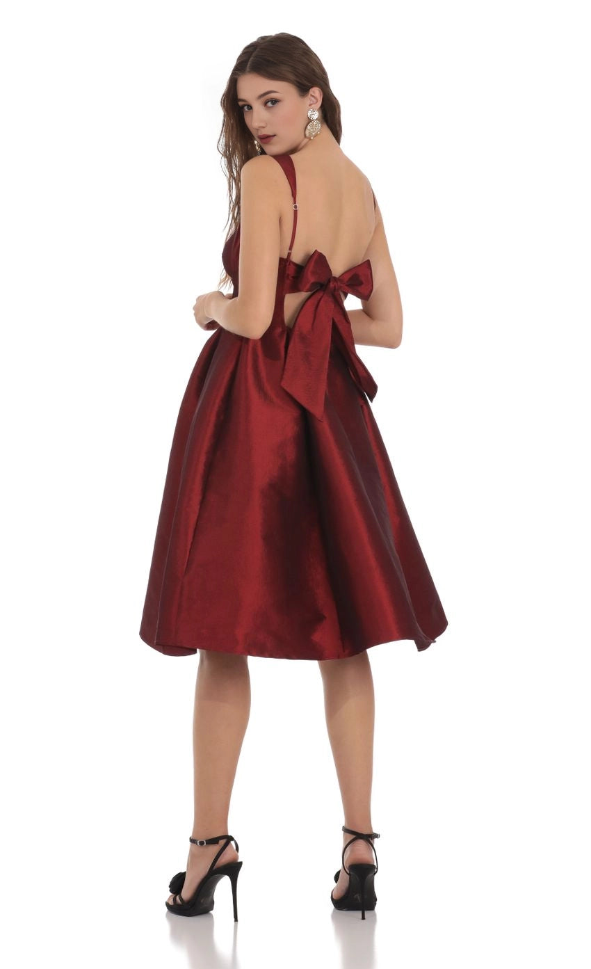 DingJi Wedding's charming wide shoulder strap sleeveless square neck trumpet mid length Homecoming Dresses